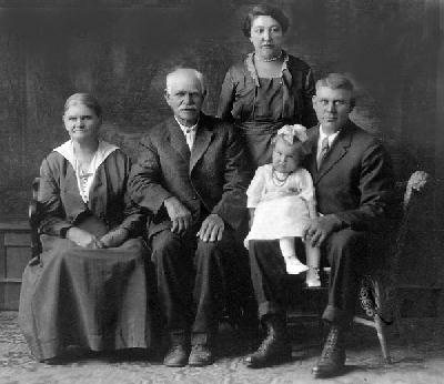 Frank and Kate (Vitosh) Bezdek